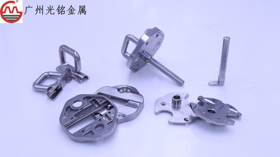 門鎖卡扣.jpg